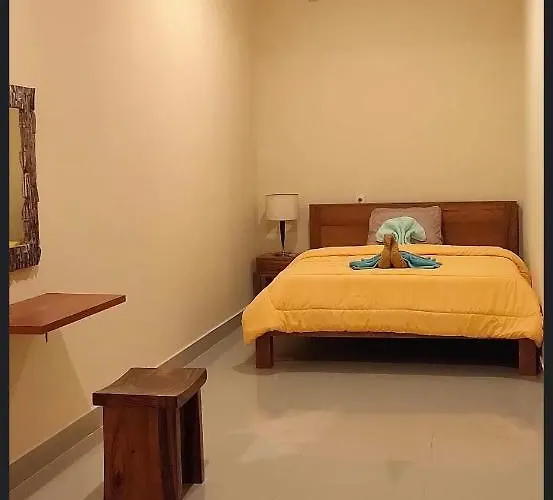 Home Ubud ゲストハウス ウブド